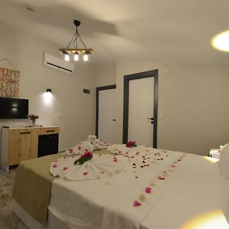 Trakheia Отель
